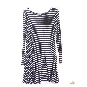 Stripped long sleeve loose dress